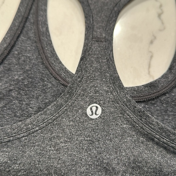 Lululemon Tank NWOT - Picture 7 of 7